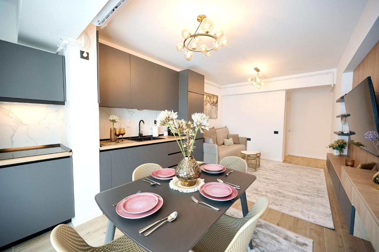Sea La Vie Apt 240 In Infinity Beach Resort - Parking Mamaia Buitenkant foto